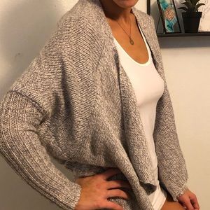 Cozy Fall🍁 Cardigan - grey / size medium